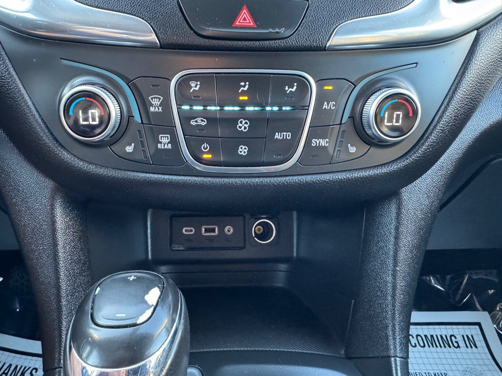 2019 Chevrolet Equinox Image 27