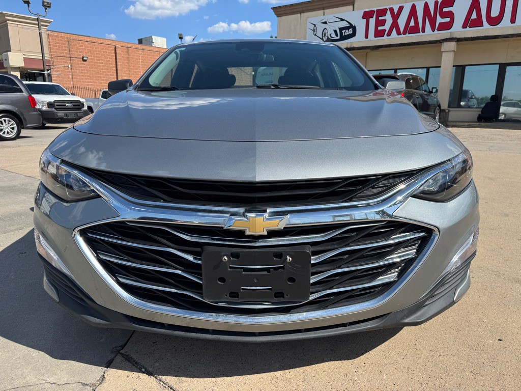 2023 Chevrolet Malibu Image 4