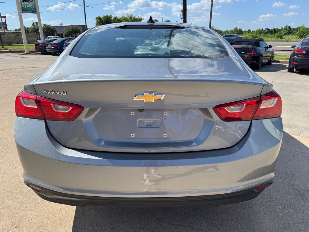 2023 Chevrolet Malibu Image 10