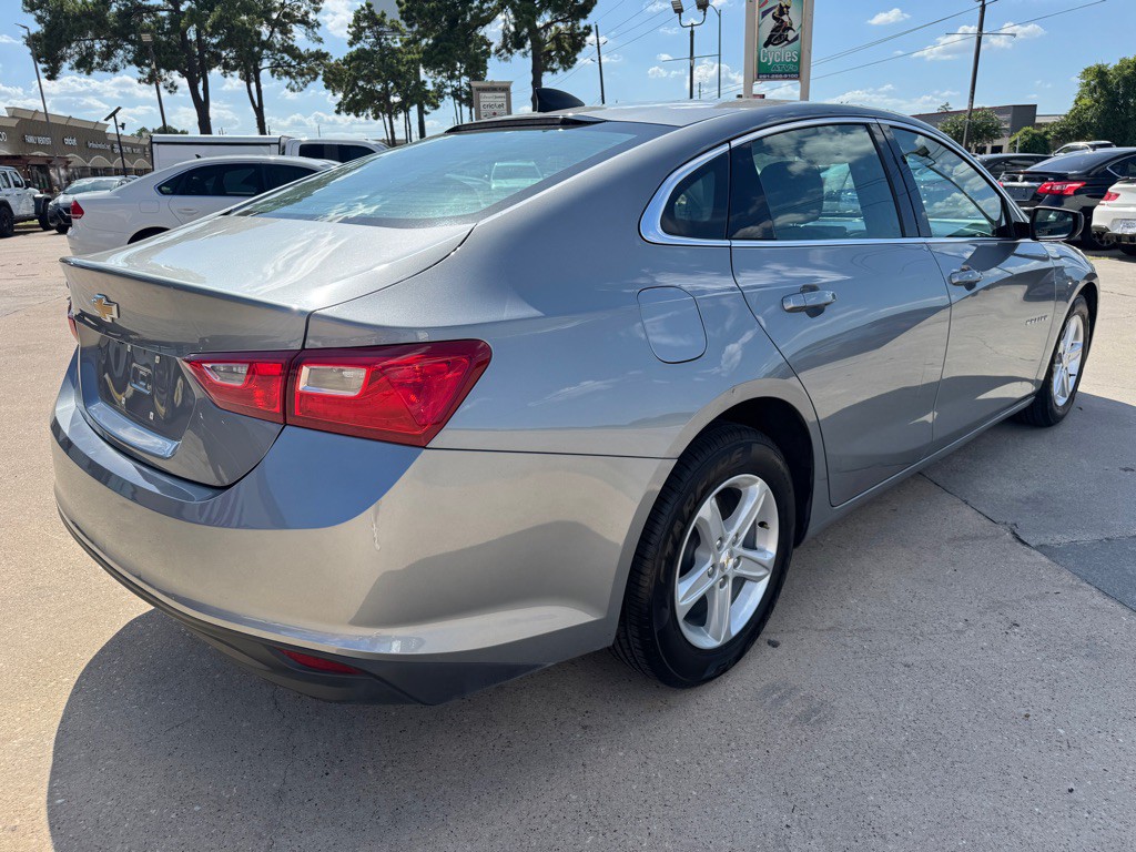 2023 Chevrolet Malibu Image 11