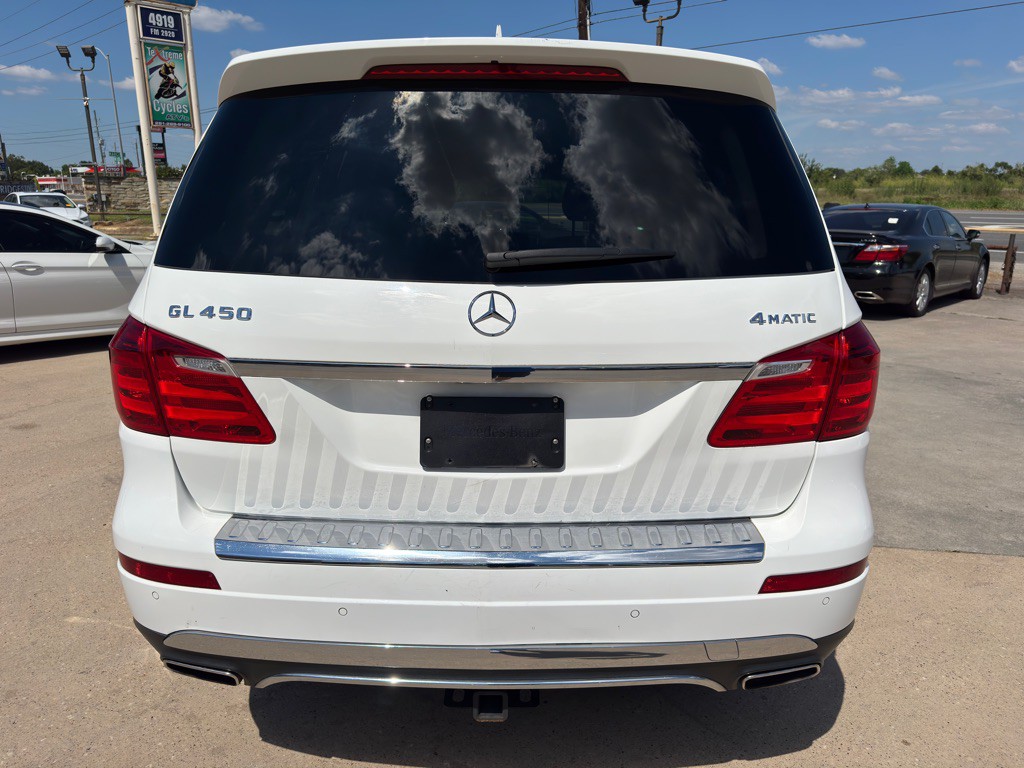 2016 Mercedes-Benz GL-Class Image 10