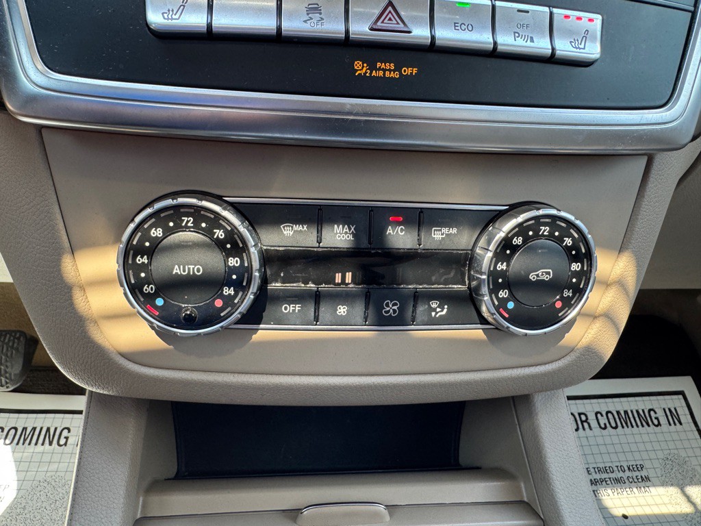 2016 Mercedes-Benz GL-Class Image 33