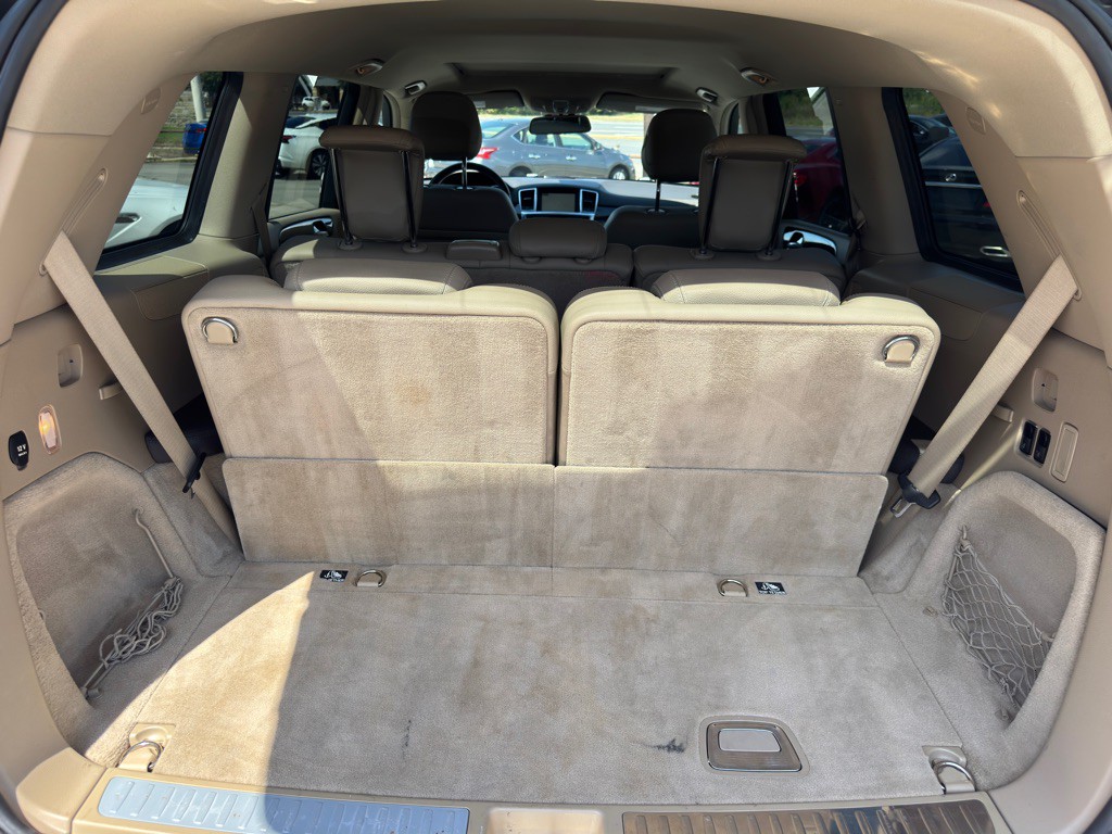 2016 Mercedes-Benz GL-Class Image 38