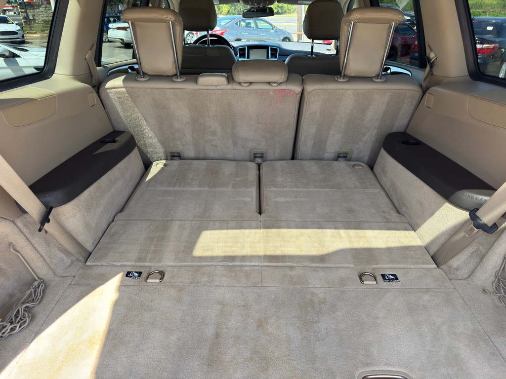 2016 Mercedes-Benz GL-Class Image 39