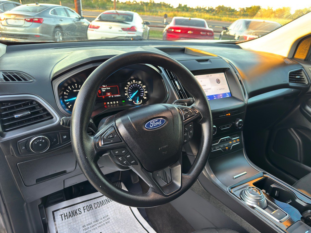 2020 Ford Edge Image 25