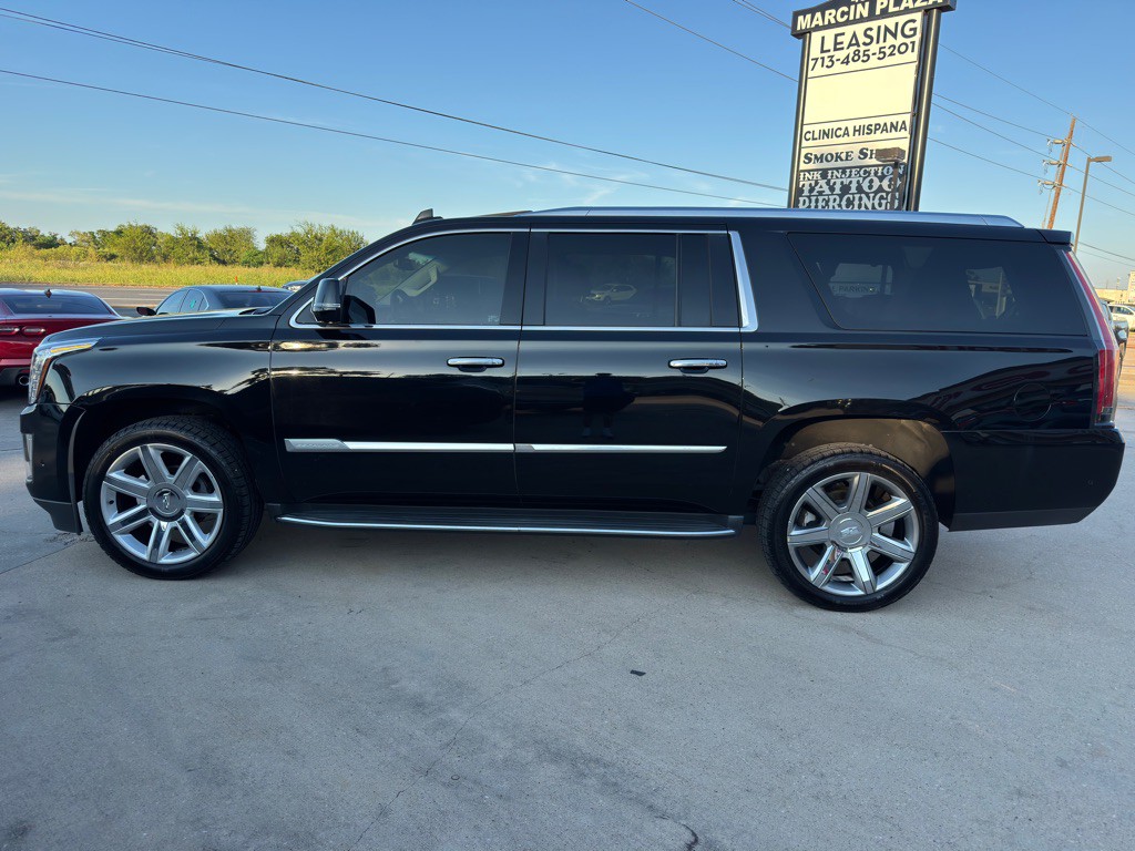 2019 Cadillac Escalade Image 8