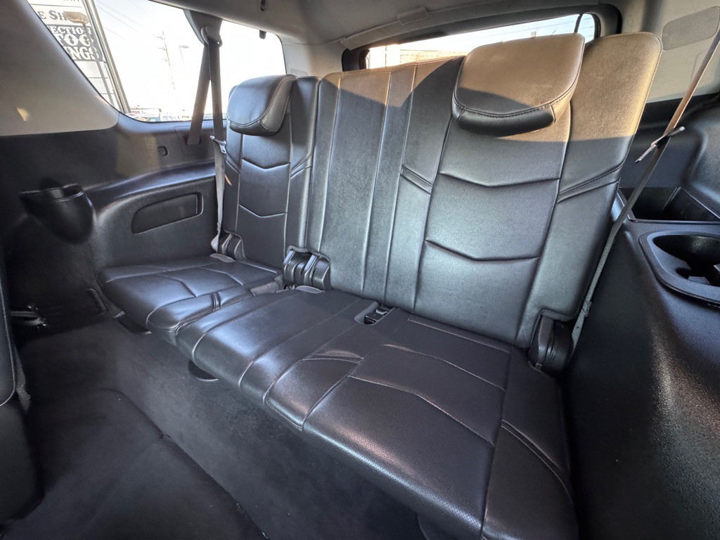 2019 Cadillac Escalade Image 16