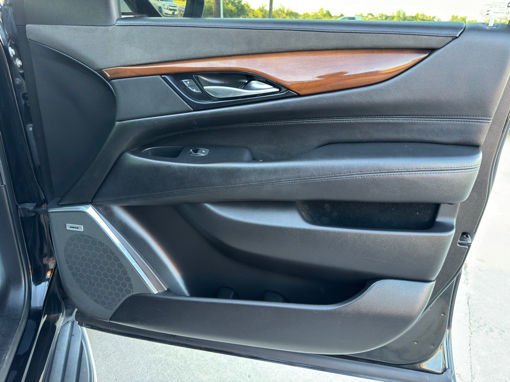 2019 Cadillac Escalade Image 26