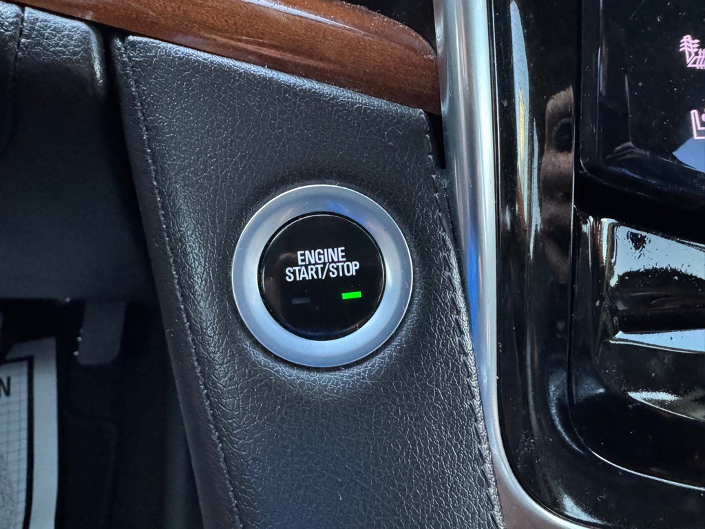 2019 Cadillac Escalade Image 33