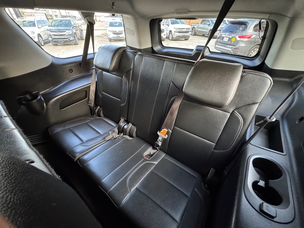 2020 Chevrolet Suburban Image 13