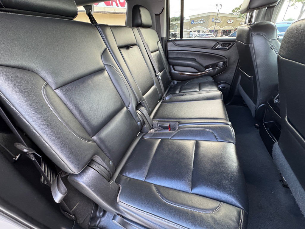 2020 Chevrolet Suburban Image 18