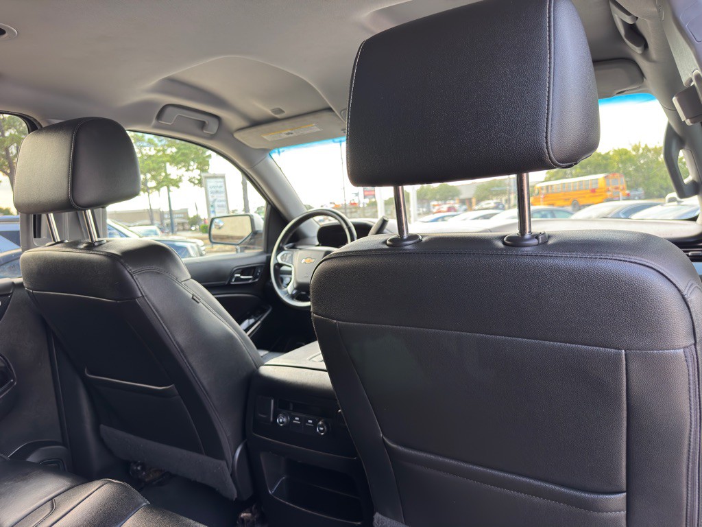 2020 Chevrolet Suburban Image 19