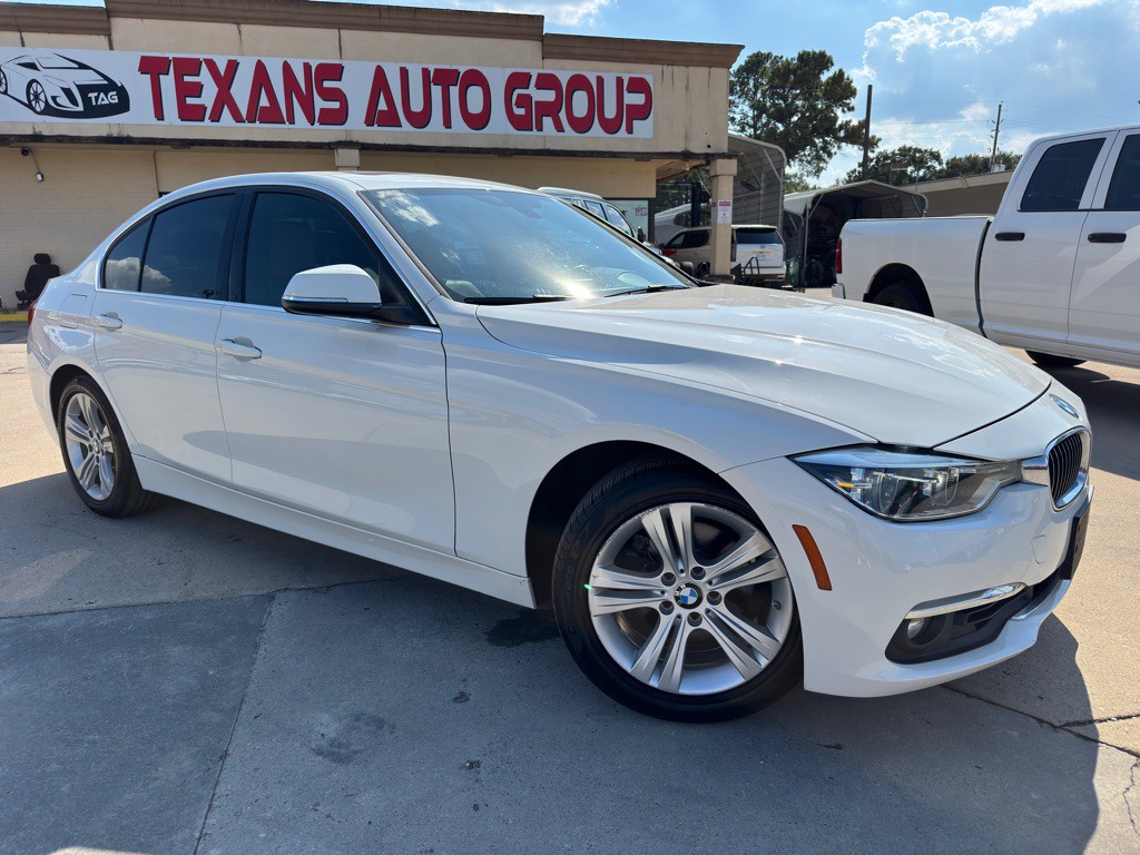 2018 BMW 3 Series Image 2