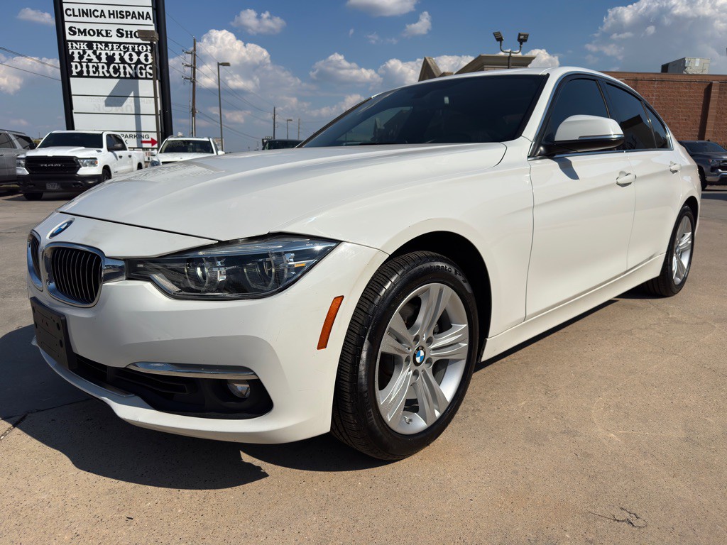 2018 BMW 3 Series Image 6