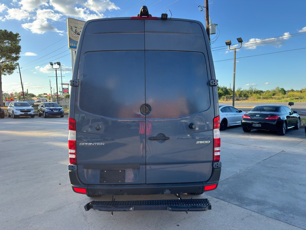 2018 Mercedes-Benz Sprinter Image 8