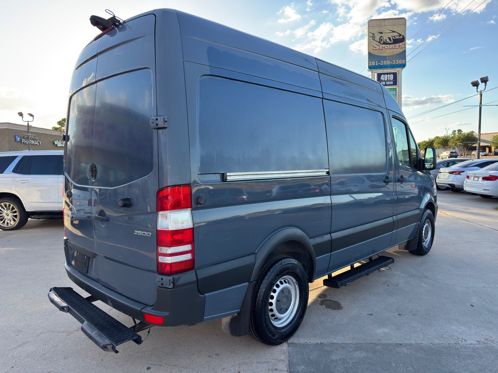 2018 Mercedes-Benz Sprinter Image 9