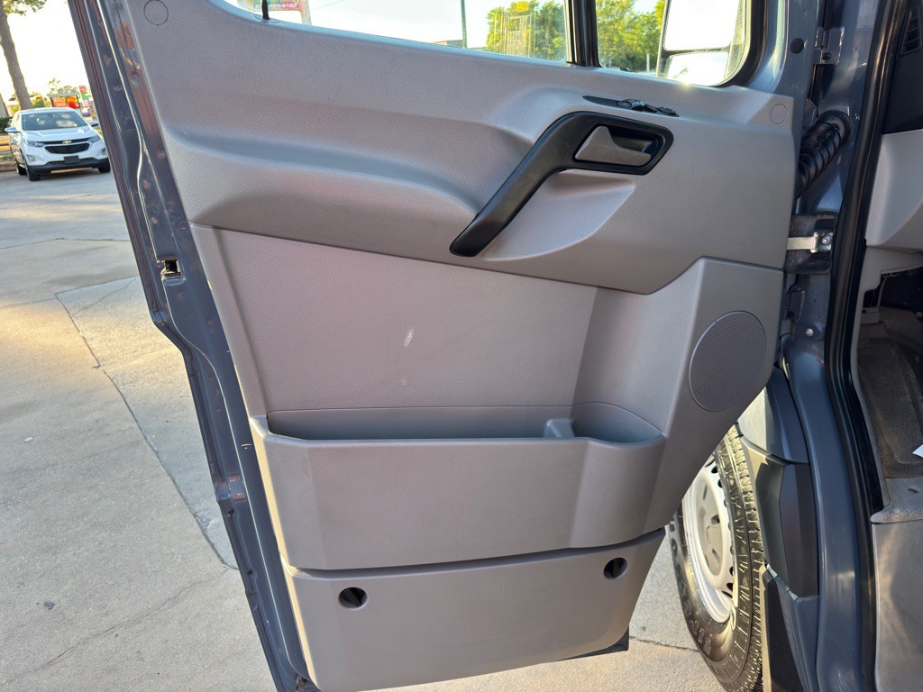 2018 Mercedes-Benz Sprinter Image 20