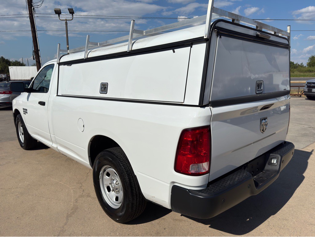 2022 RAM 1500 Image 9