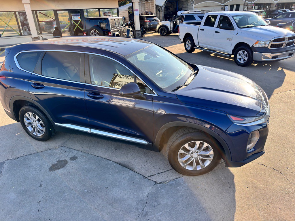 2020 Hyundai Santa Fe Image 3