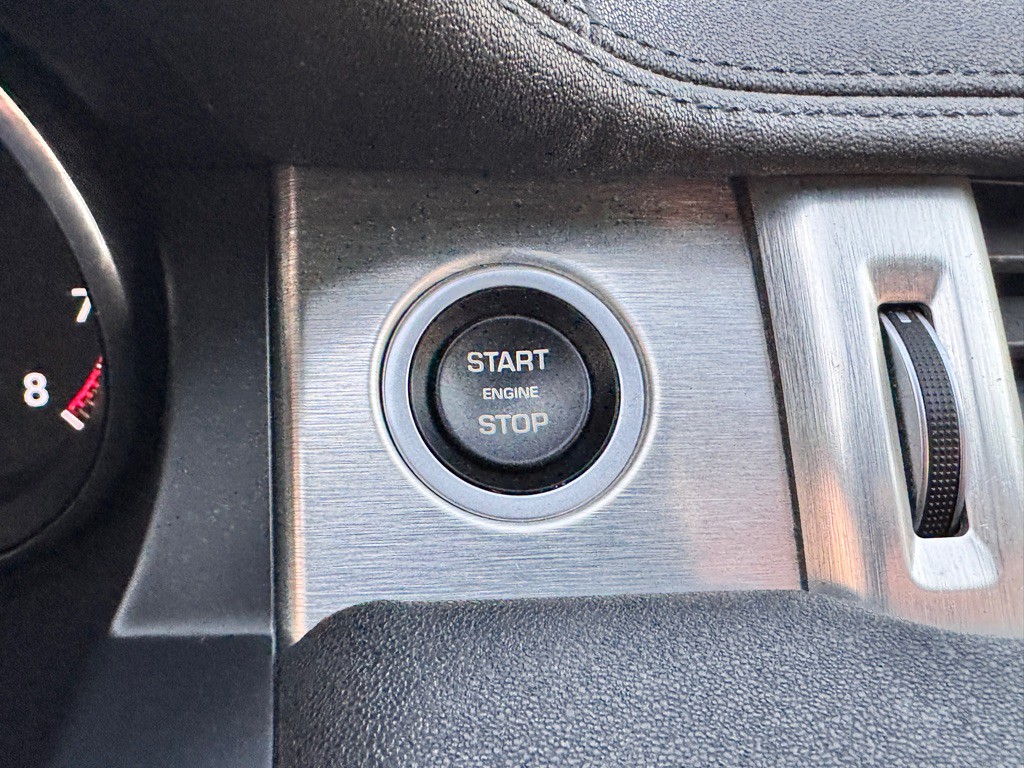 2016 Land Rover Range Rover Evoque Image 29