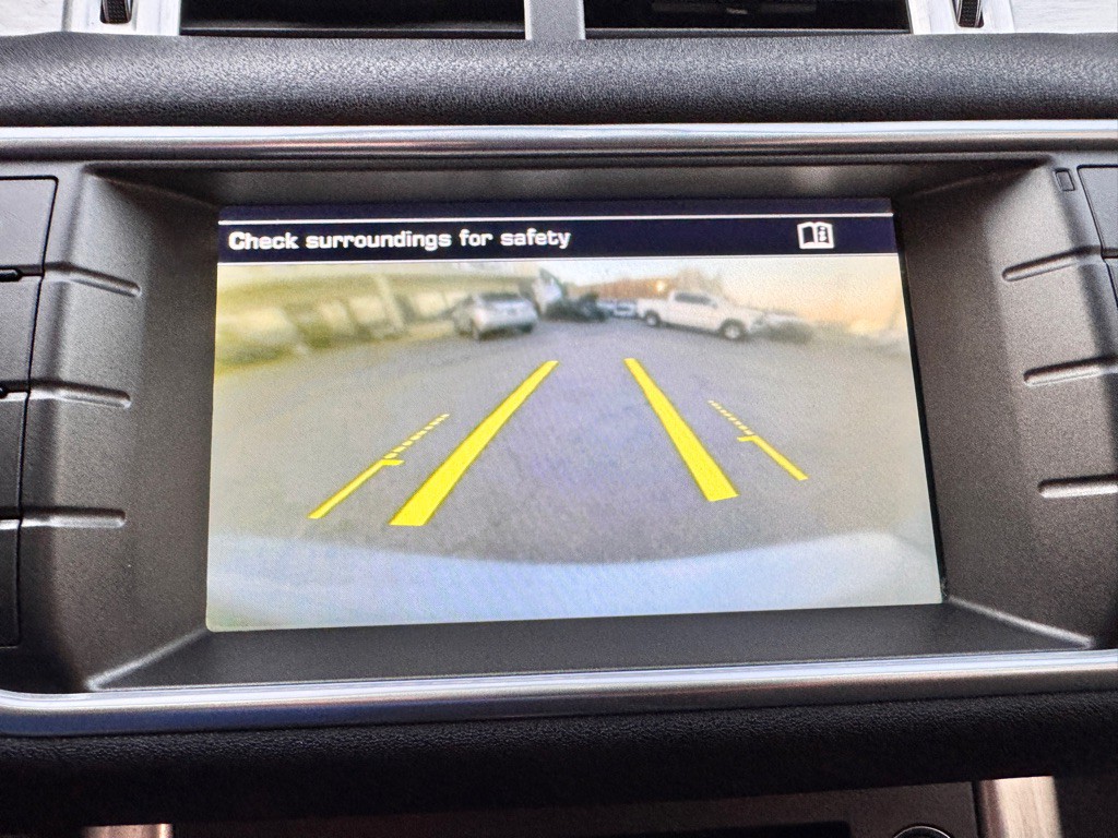 2016 Land Rover Range Rover Evoque Image 31