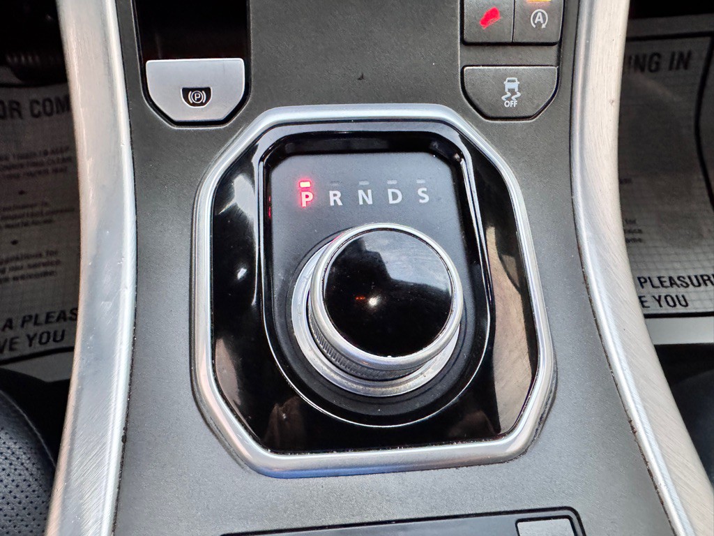 2016 Land Rover Range Rover Evoque Image 33