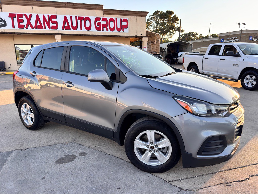 2020 Chevrolet Trax Image 2