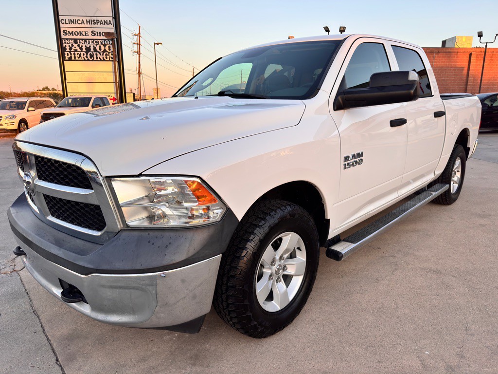 2017 RAM 1500 Image 6