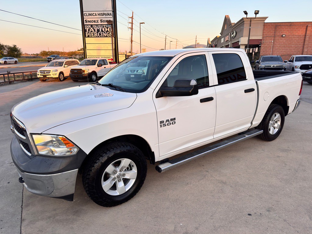 2017 RAM 1500 Image 7