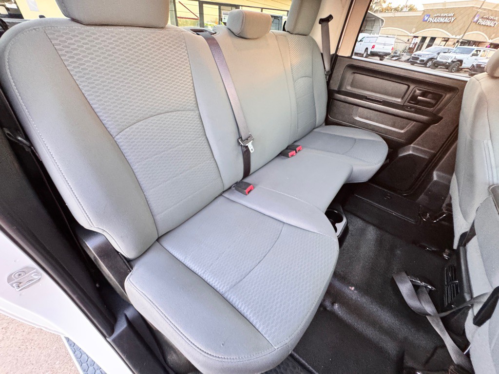2017 RAM 1500 Image 17