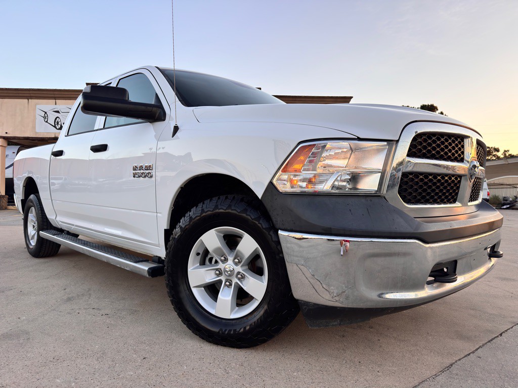 2017 RAM 1500 Image 34