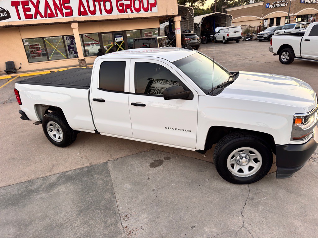 2017 Chevrolet Silverado 1500 Image 3