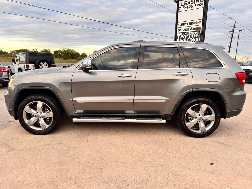 2012 Jeep Grand Cherokee Image 8