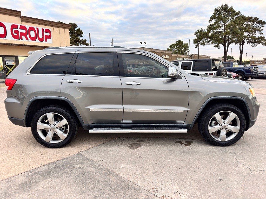 2012 Jeep Grand Cherokee Image 12