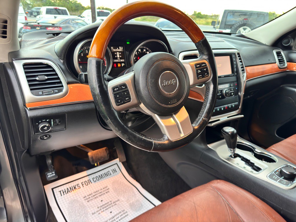 2012 Jeep Grand Cherokee Image 24