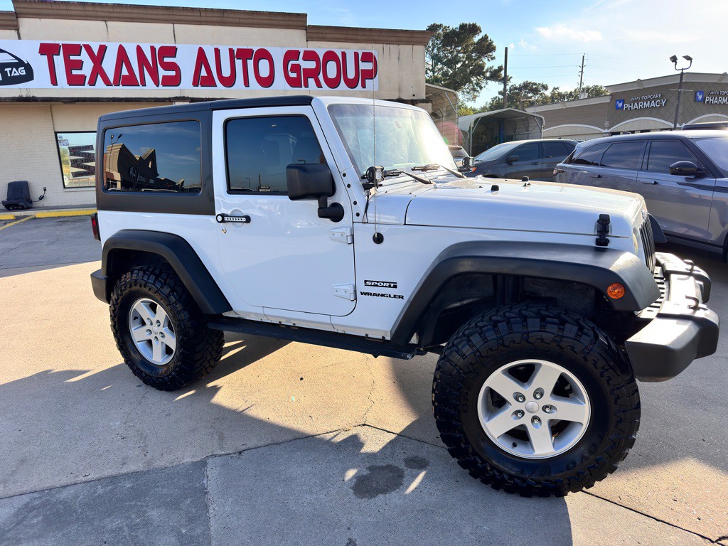 2016 Jeep Wrangler Image 2