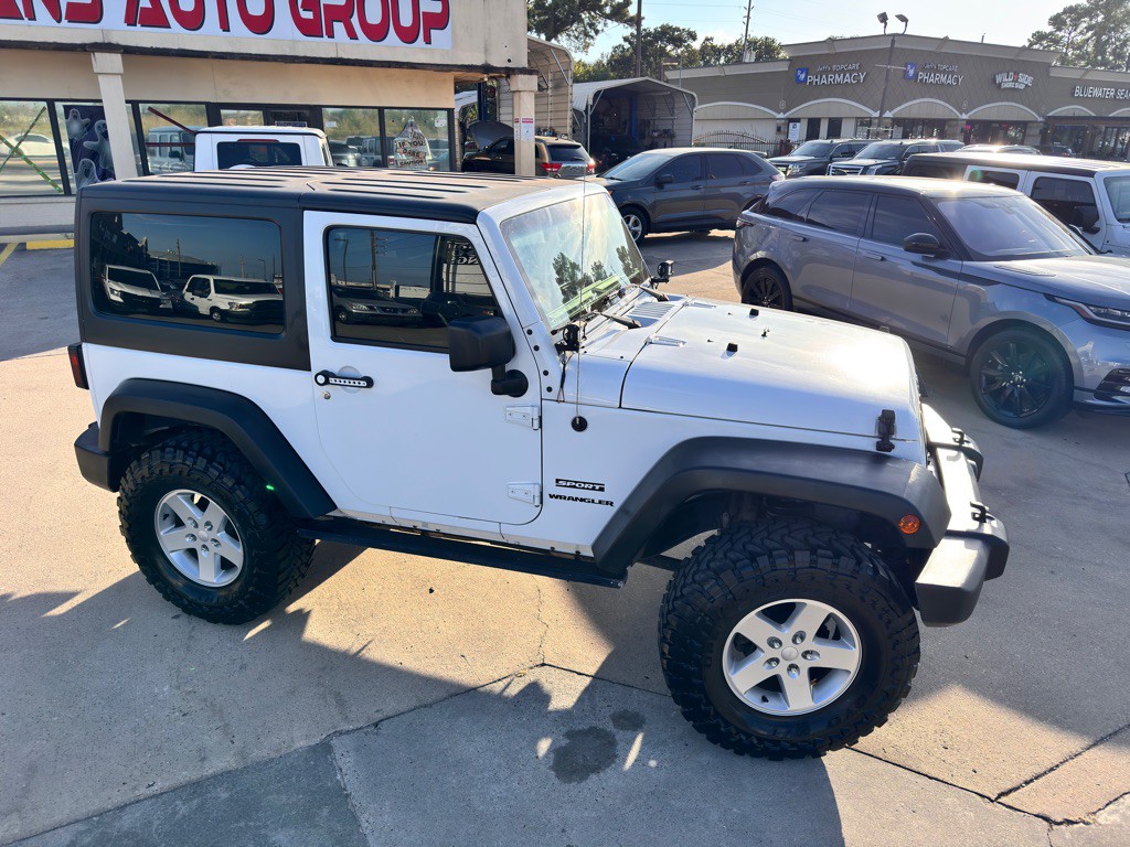 2016 Jeep Wrangler Image 3
