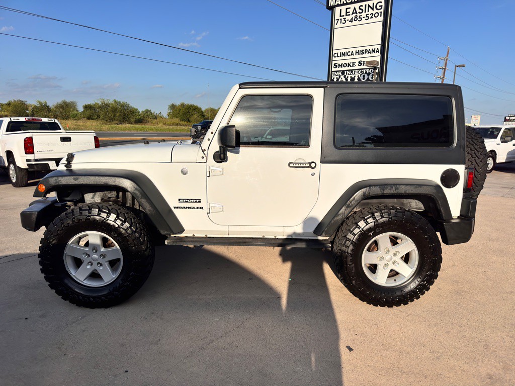 2016 Jeep Wrangler Image 8