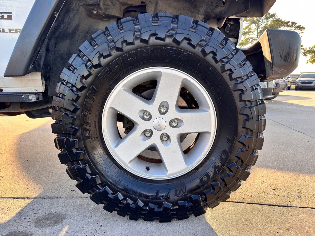 2016 Jeep Wrangler Image 13