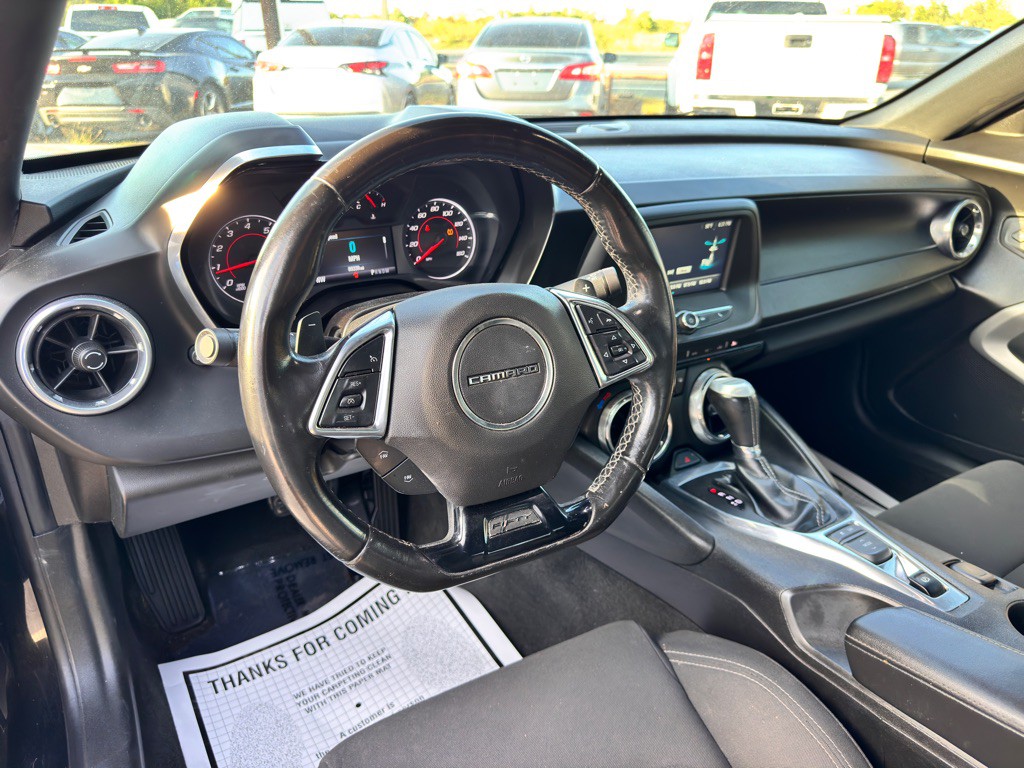 2017 Chevrolet Camaro Image 19