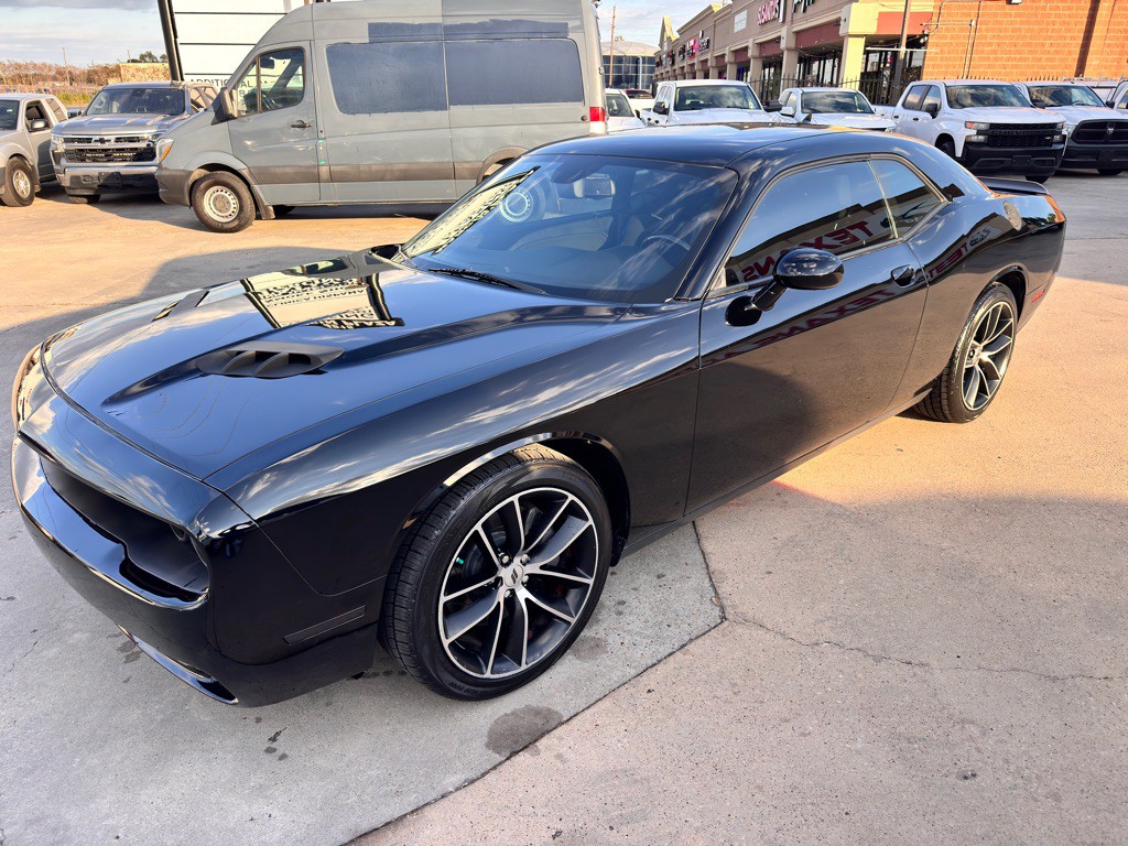 2018 Dodge Challenger Image 7