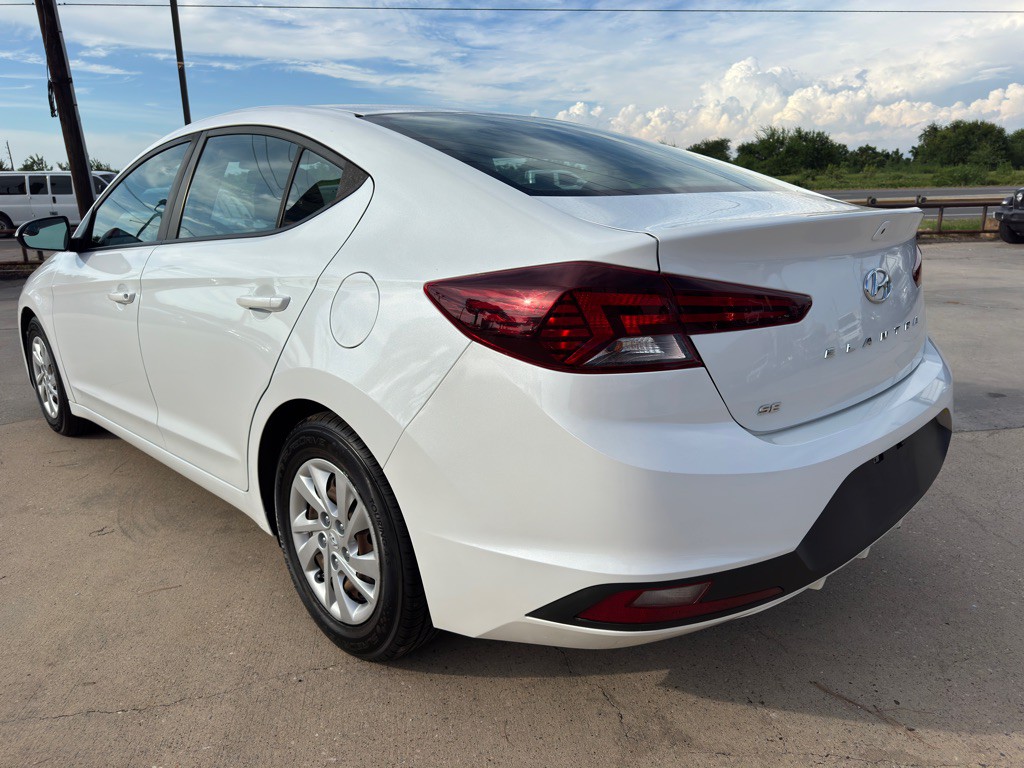 2020 Hyundai Elantra Image 9