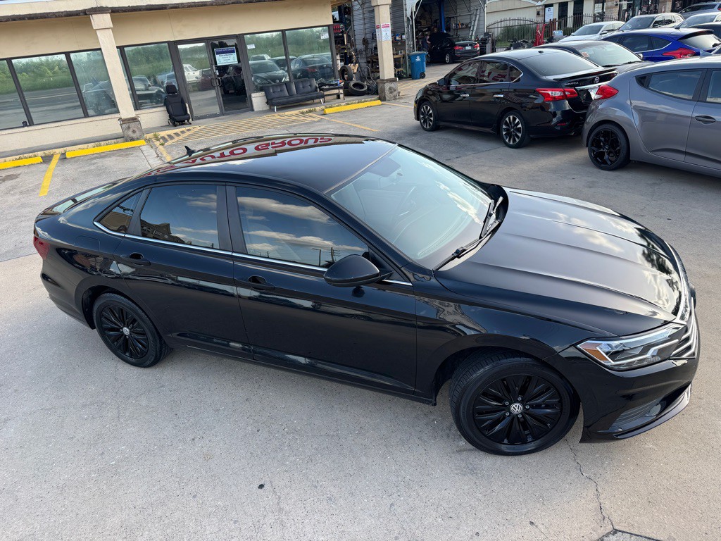 2019 Volkswagen Jetta Image 3