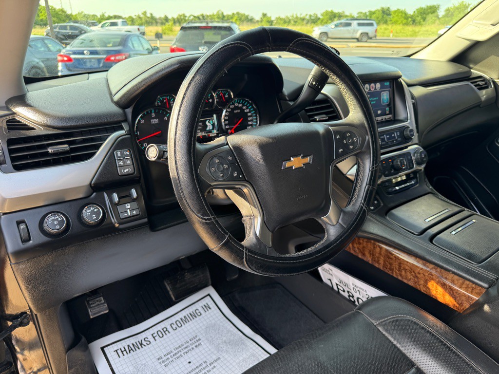 2015 Chevrolet Suburban Image 29