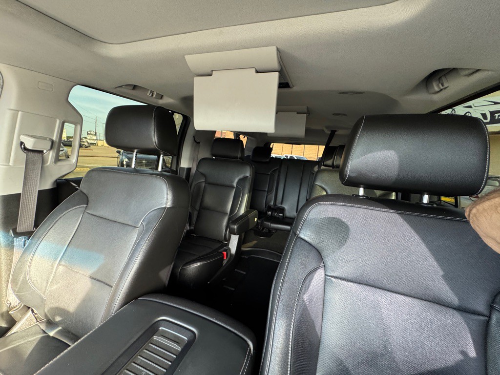 2015 Chevrolet Suburban Image 41