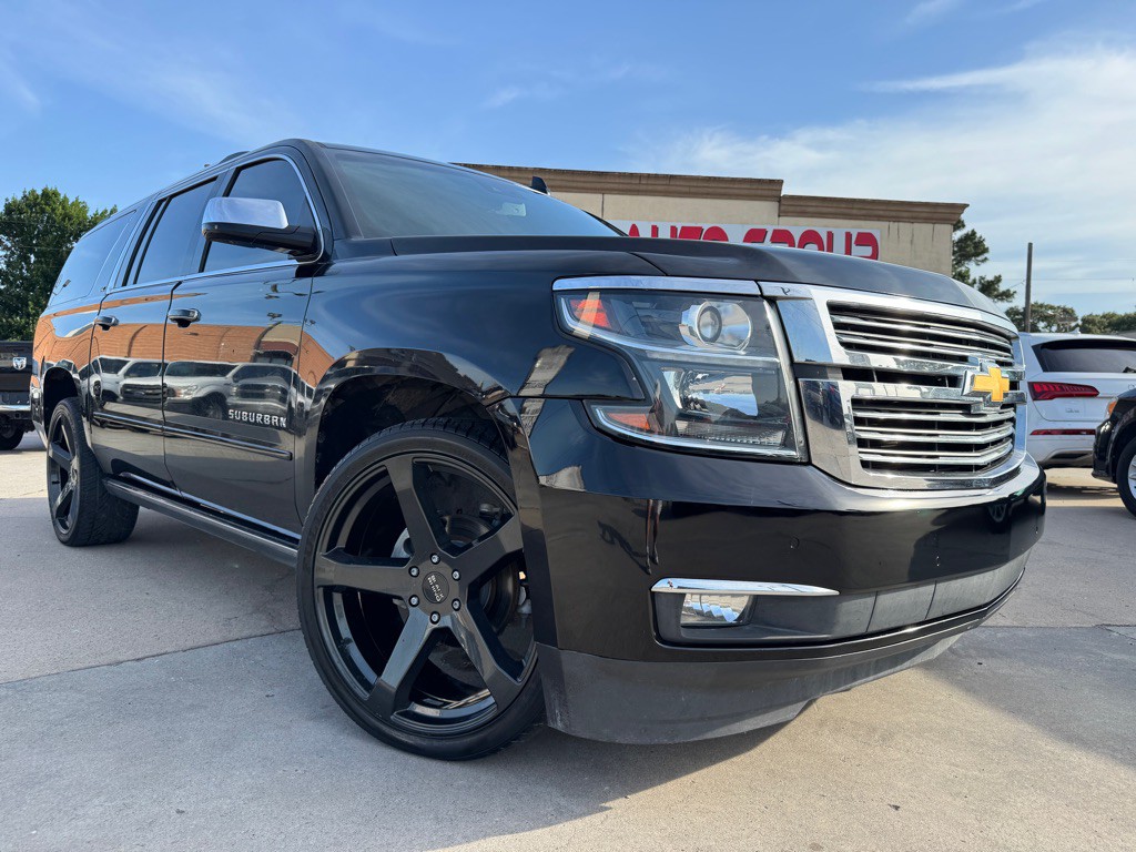 2015 Chevrolet Suburban Image 46