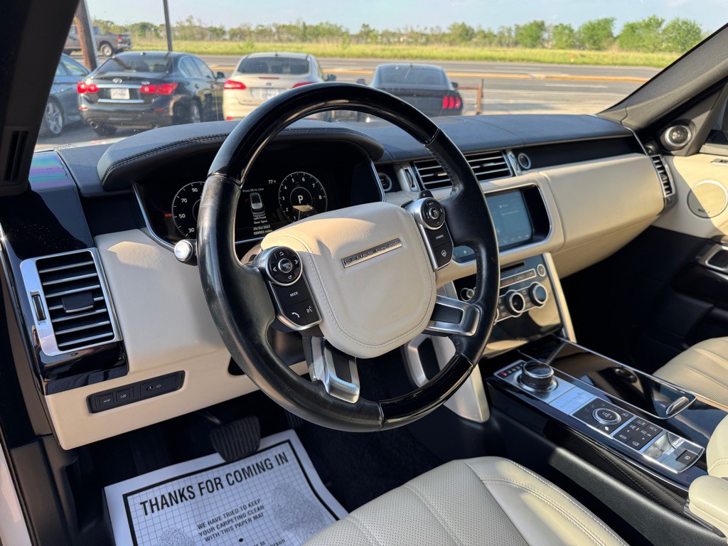 2017 Land Rover Range Rover Image 27