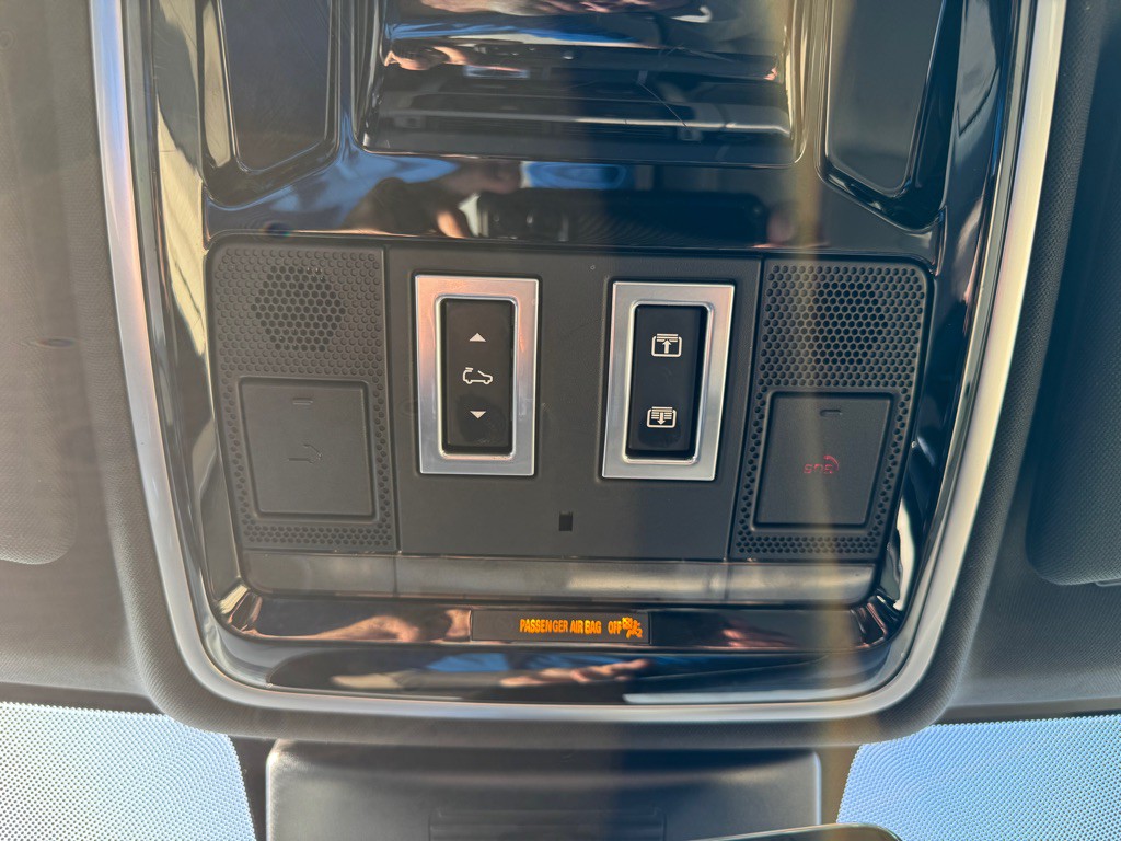 2017 Land Rover Range Rover Image 36