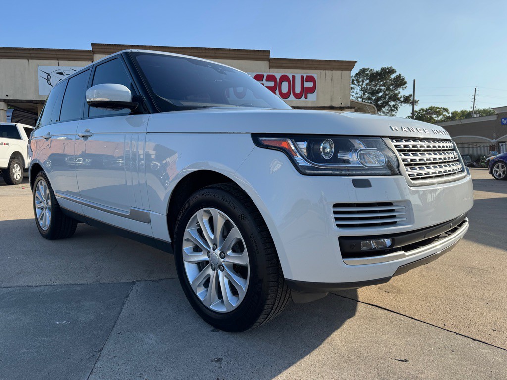 2017 Land Rover Range Rover Image 40