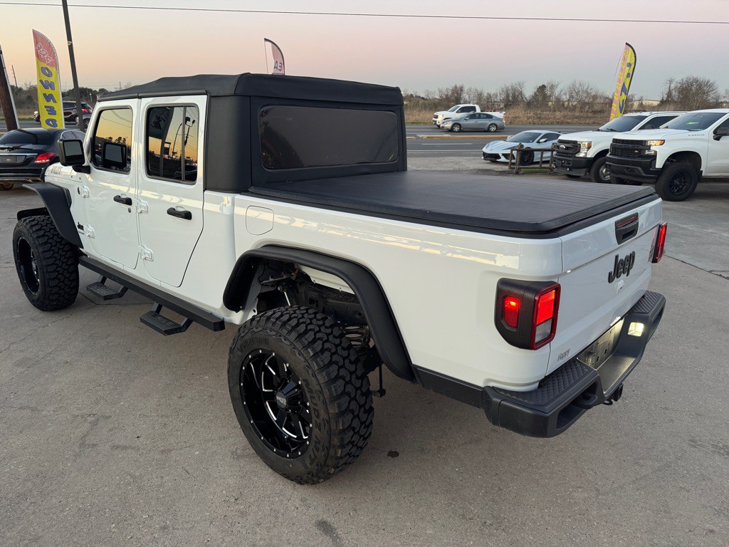 2022 Jeep Gladiator Image 9